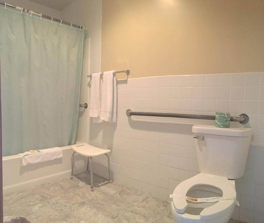 Budget Host Inn Fridley Ngoại thất bức ảnh